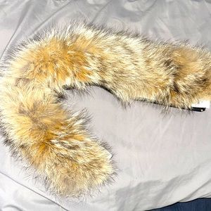 ❤️ Gorgeous Authentic Canada Goose Ruff ♥️